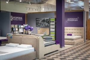 Фирменный магазин «КОРОНА»